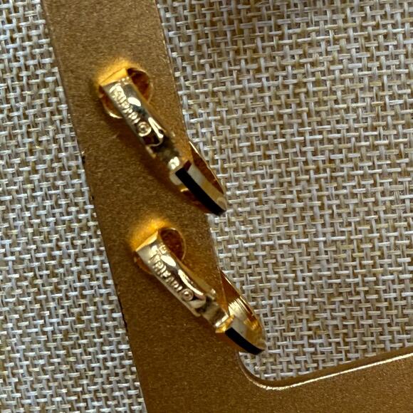 Vintage Crown Trifari Gold Tone Black Enamel Hoop Clip On Earrings - Picture 5 of 7